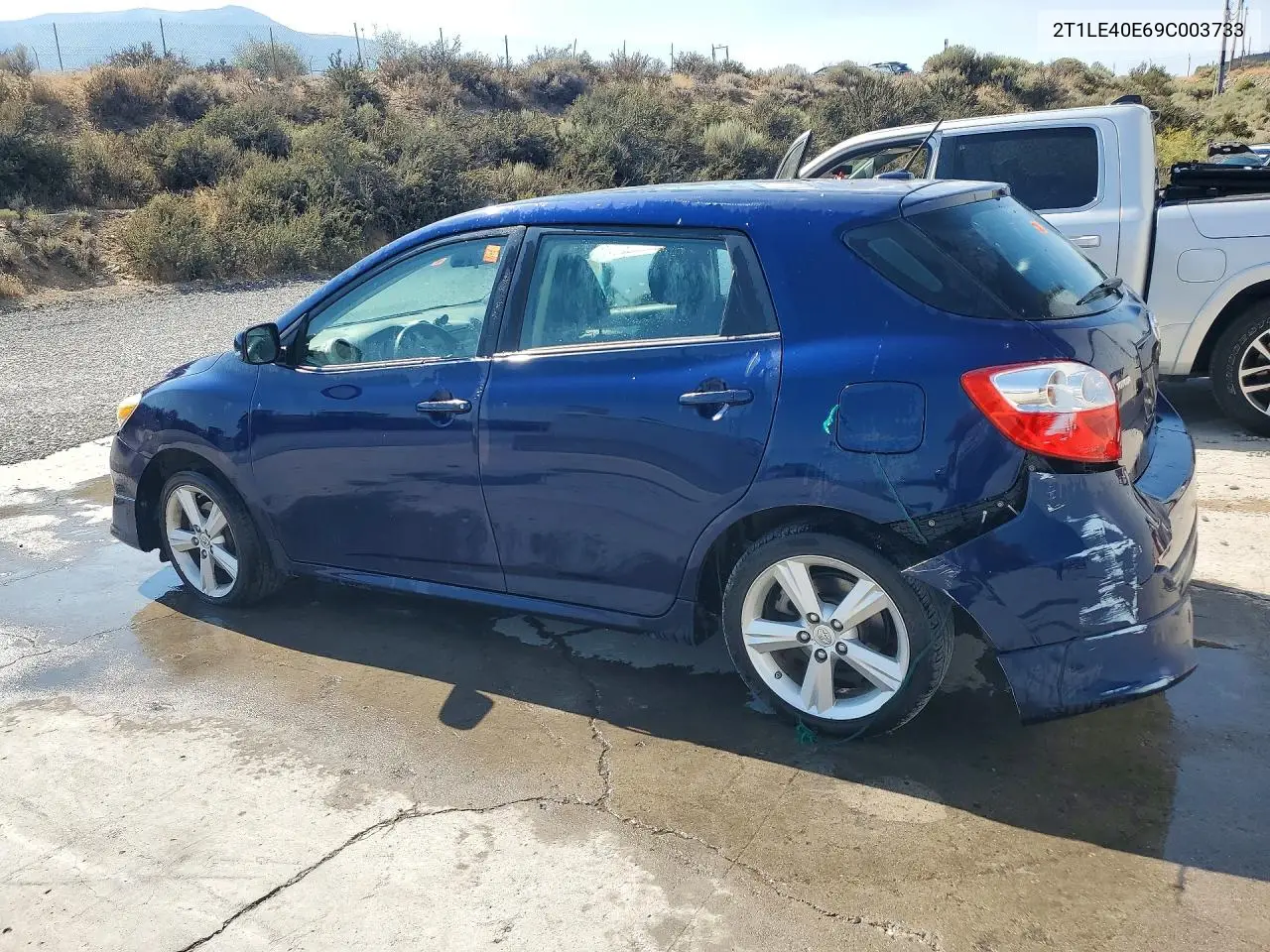 2009 TOYOTA MATRIX VIN 2T1LE40E69C003733 — фото 2