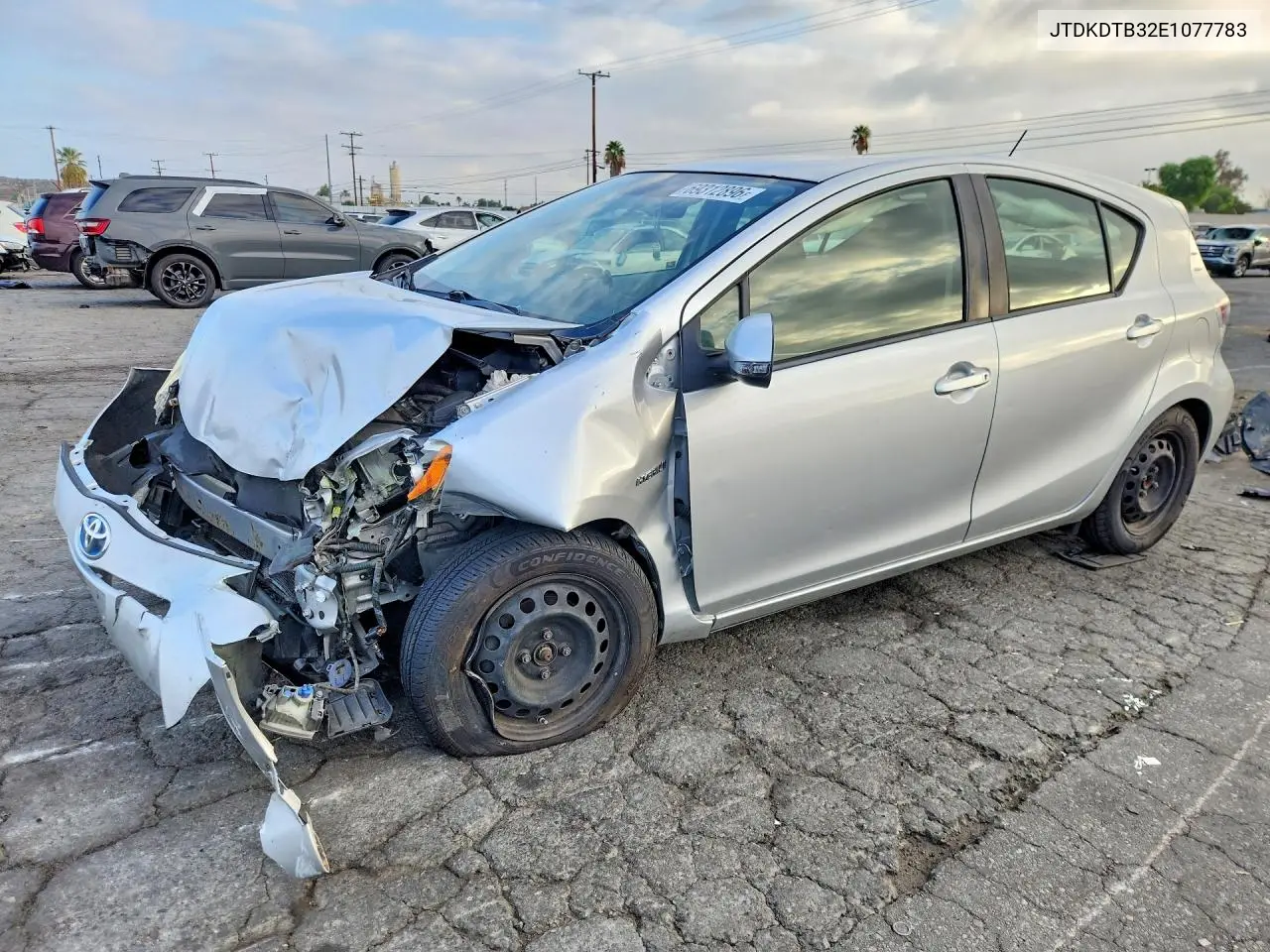 TOYOTA PRIUS C 2014, VIN JTDKDTB32E1077783
