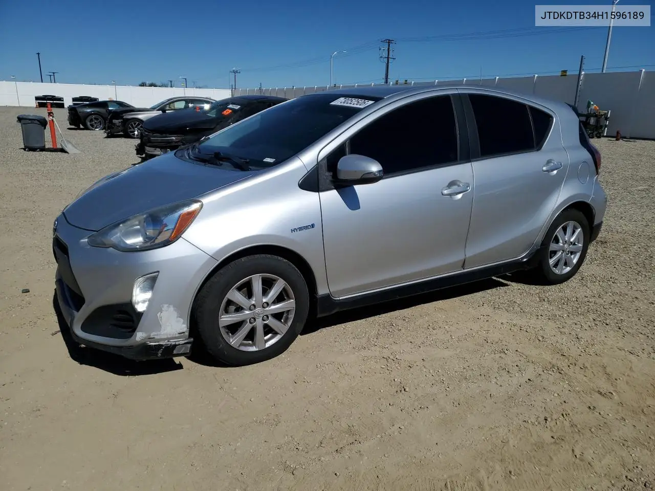 TOYOTA PRIUS C 2017, VIN JTDKDTB34H1596189