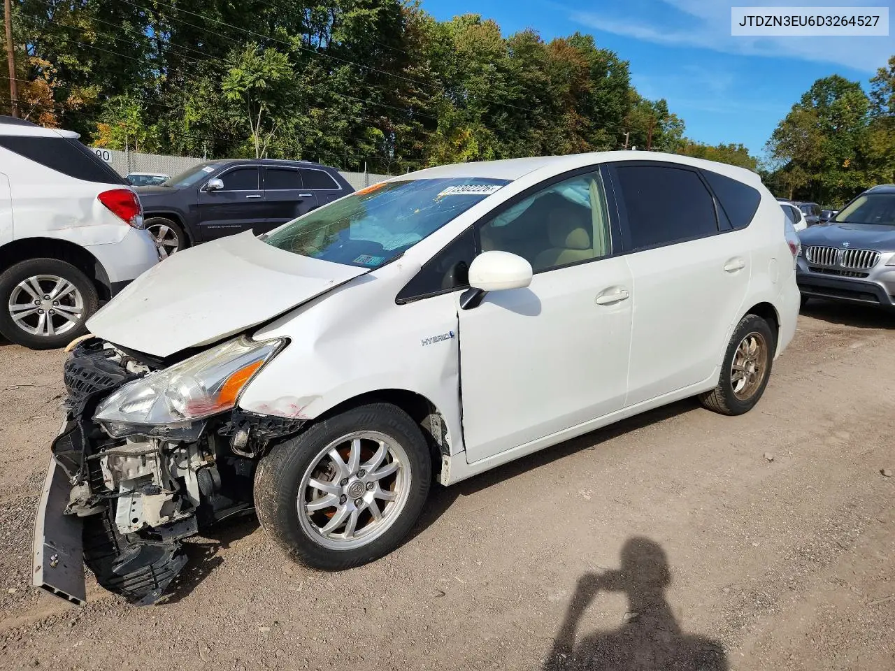 TOYOTA PRIUS V (+) 2013, VIN JTDZN3EU6D3264527
