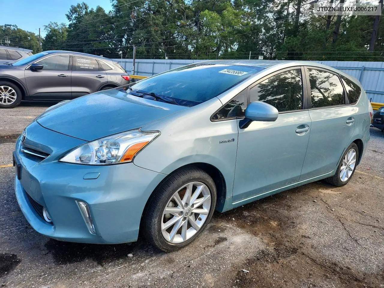 TOYOTA PRIUS V (+) 2014, VIN JTDZN3EUXEJ006217