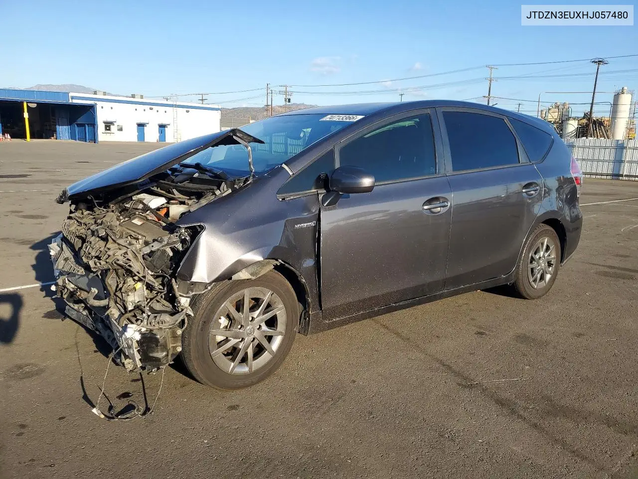 TOYOTA PRIUS V (+) 2017, VIN JTDZN3EUXHJ057480