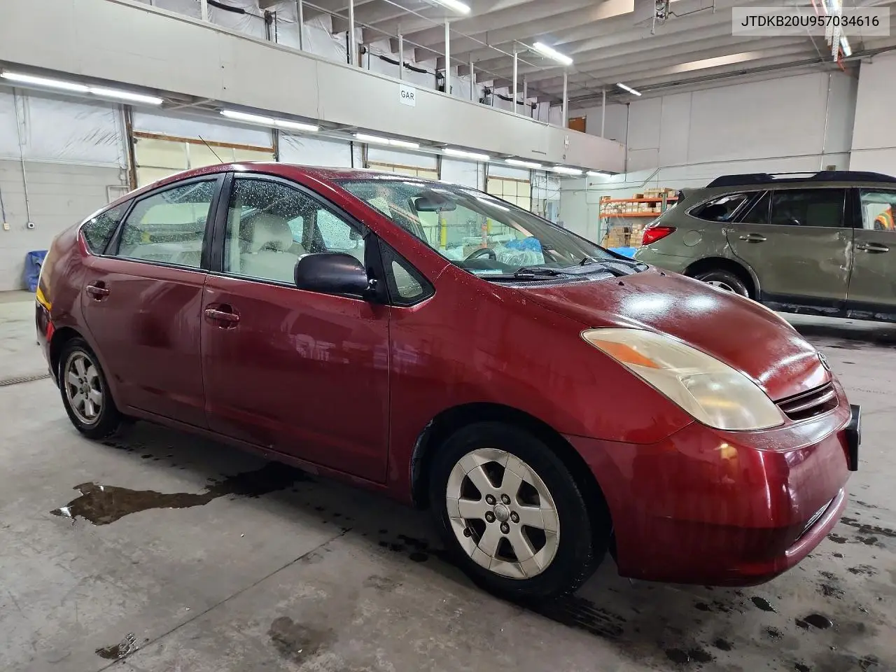2005 TOYOTA PRIUS VIN JTDKB20U957034616 — фото 4