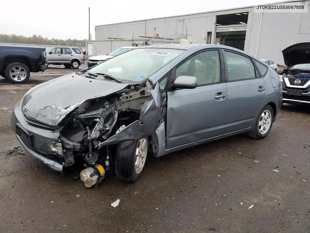 TOYOTA PRIUS 2005, VIN JTDKB22U553067858