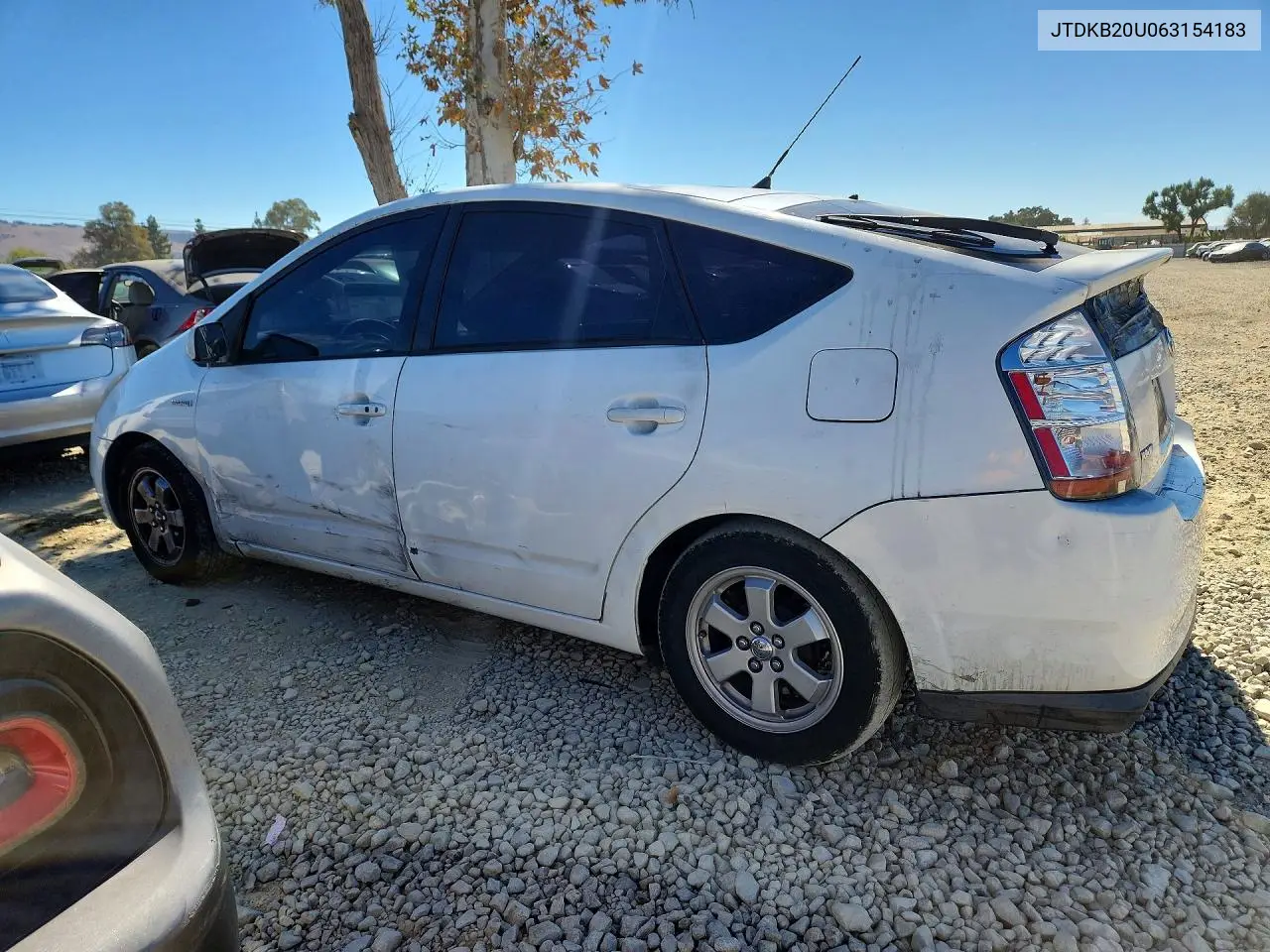 2006 TOYOTA PRIUS VIN JTDKB20U063154183 — фото 2