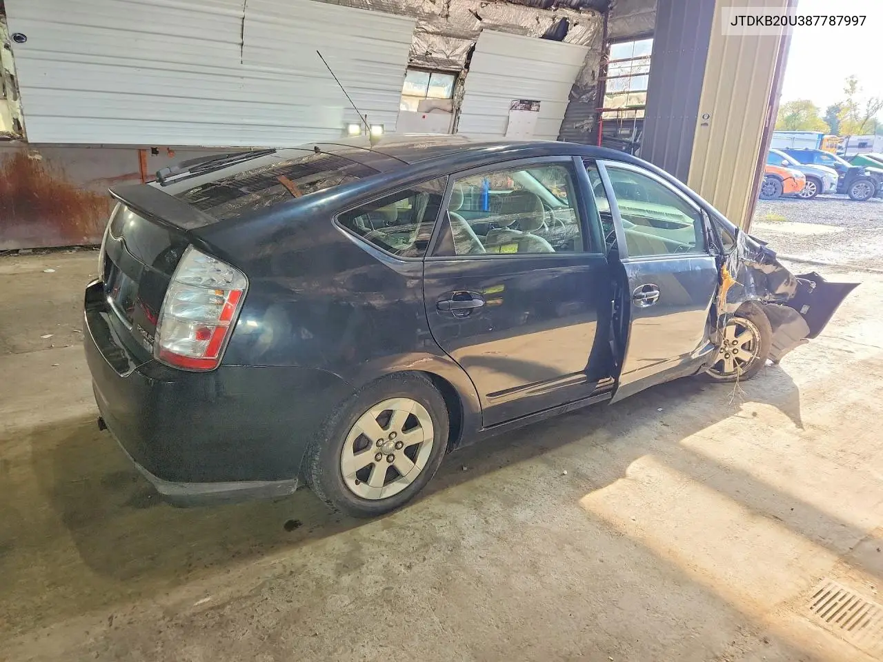 2008 TOYOTA PRIUS VIN JTDKB20U387787997 — фото 3
