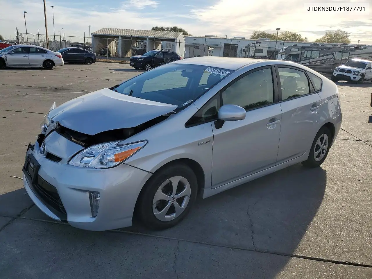 TOYOTA PRIUS 2015, VIN JTDKN3DU7F1877791