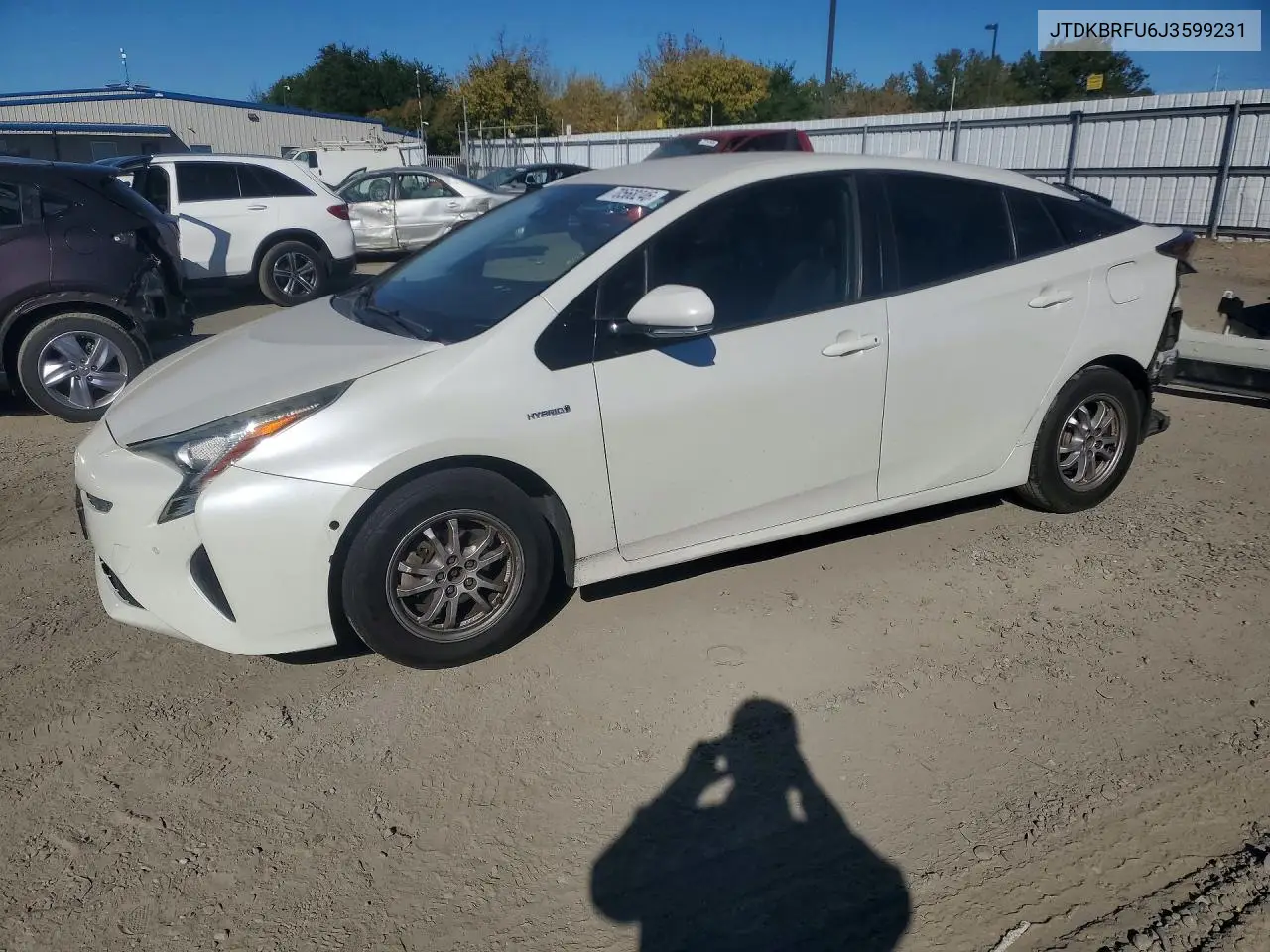 TOYOTA PRIUS 2018, VIN JTDKBRFU6J3599231