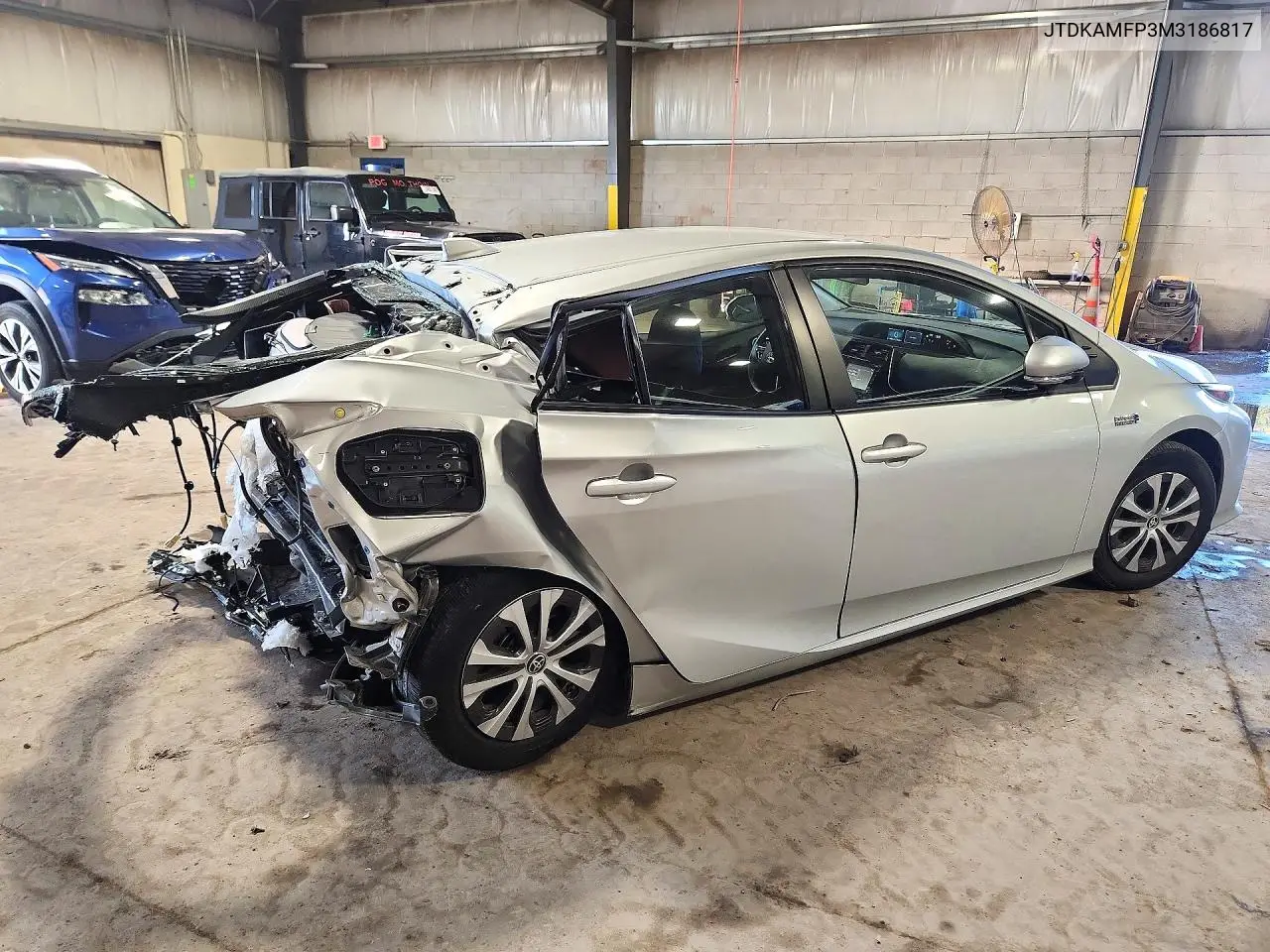 2021 TOYOTA PRIUS VIN JTDKAMFP3M3186817 — фото 3
