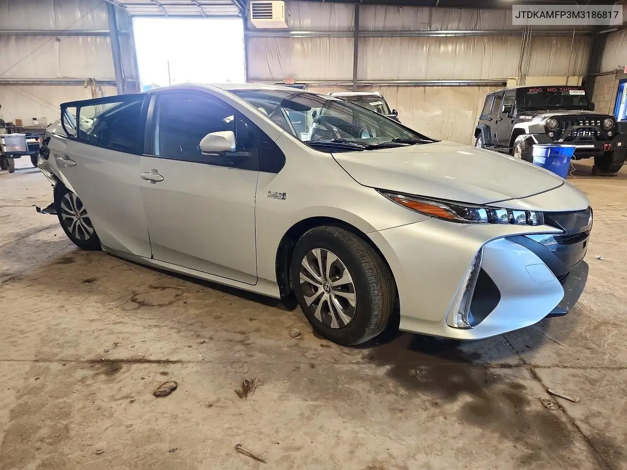 2021 TOYOTA PRIUS VIN JTDKAMFP3M3186817 — фото 4