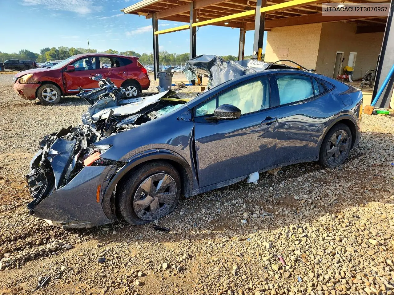 TOYOTA PRIUS 2026, VIN JTDACACU2T3070957