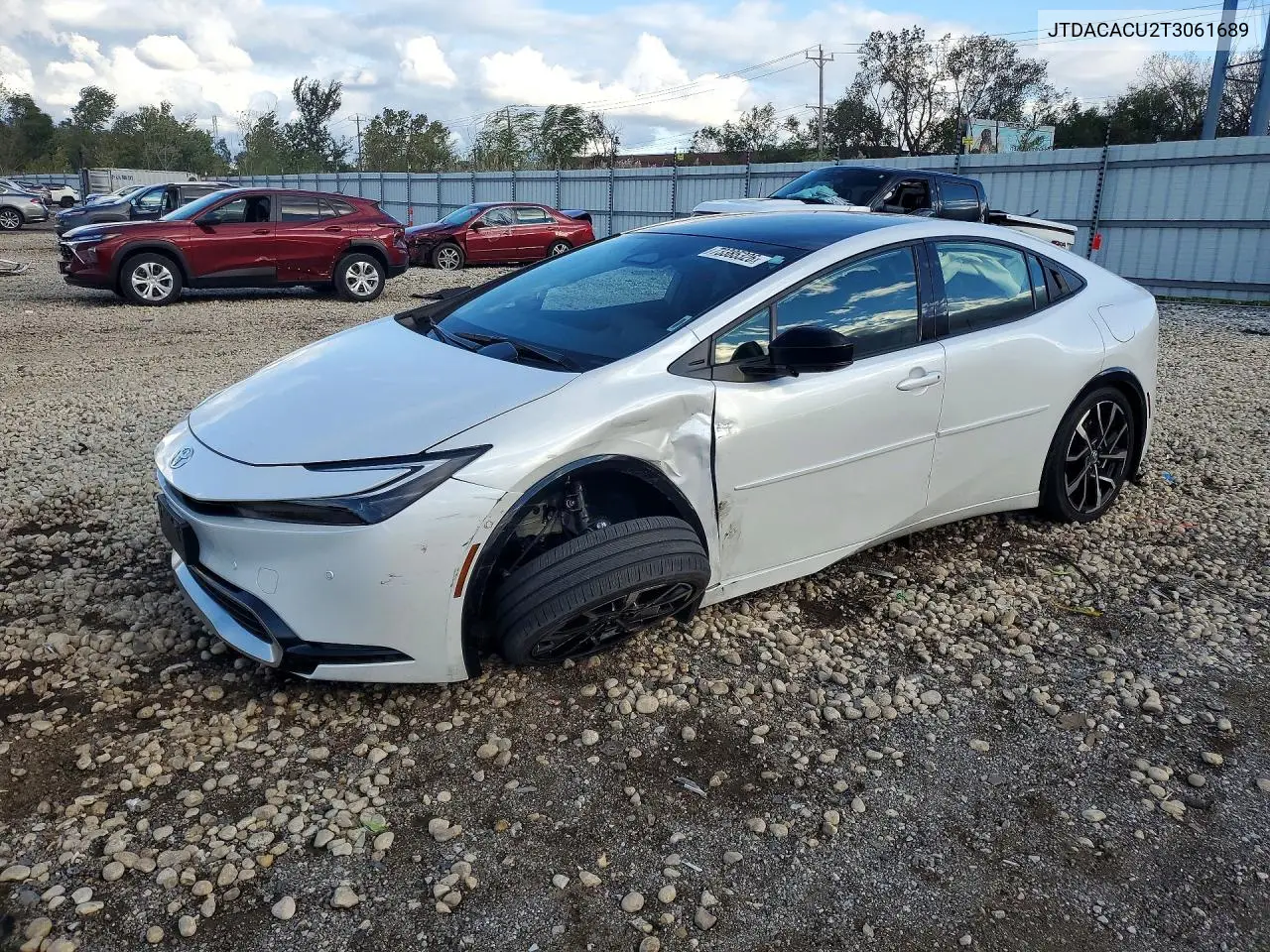 TOYOTA PRIUS 2026, VIN JTDACACU2T3061689