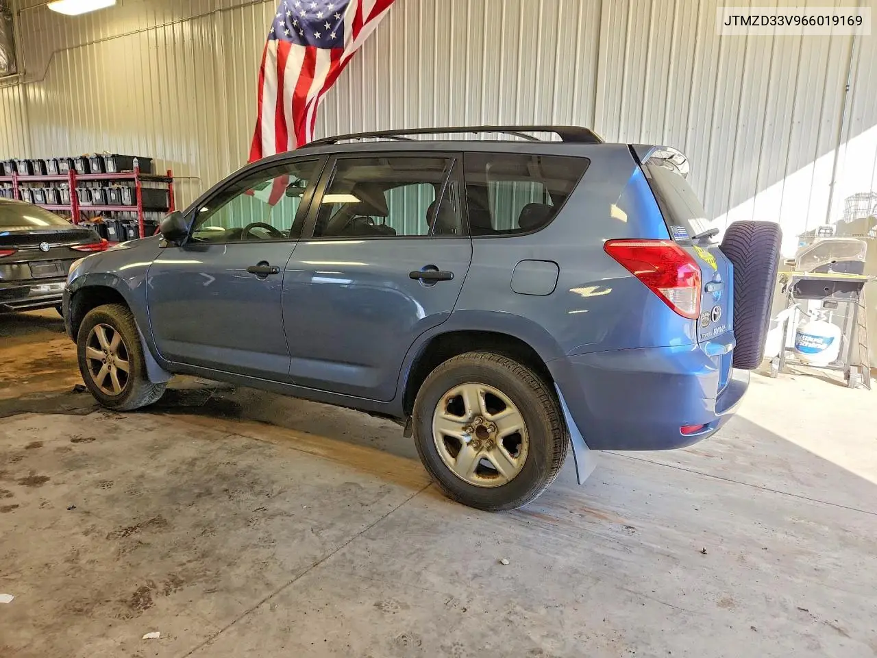 2006 TOYOTA RAV 4 VIN JTMZD33V966019169 — фото 2