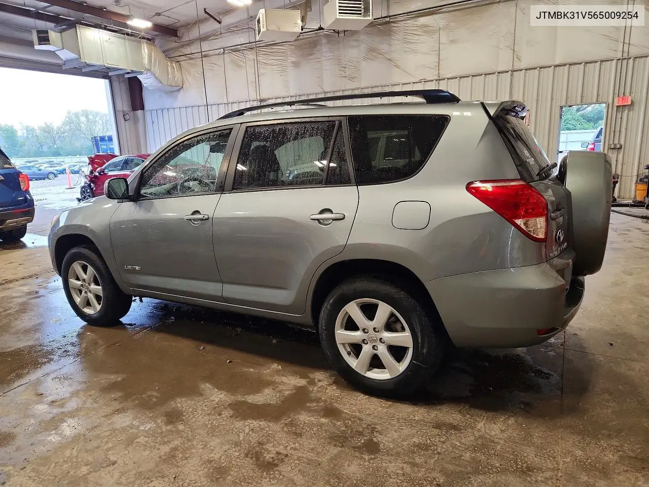 2006 TOYOTA RAV 4 VIN JTMBK31V565009254 — фото 2