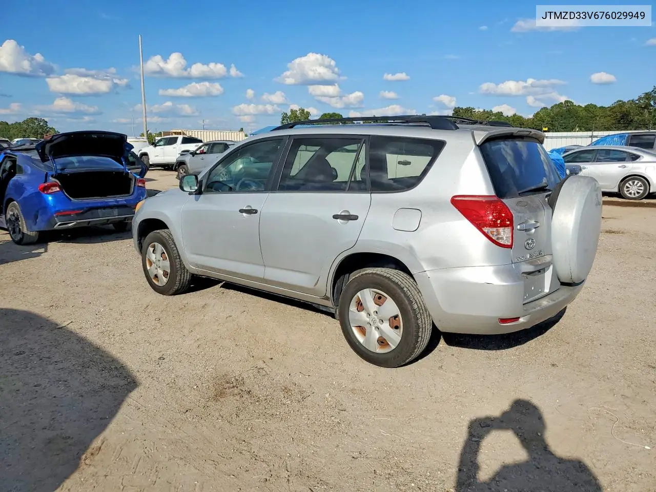 2007 TOYOTA RAV 4 VIN JTMZD33V676029949 — фото 2