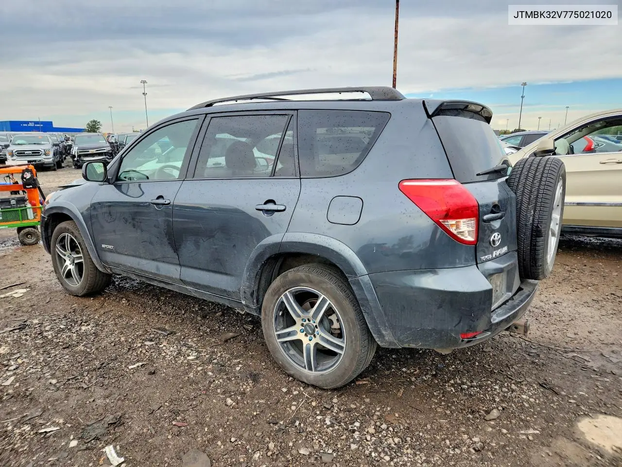 2007 TOYOTA RAV 4 VIN JTMBK32V775021020 — фото 2