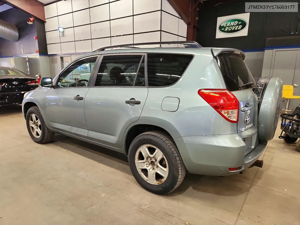 2007 TOYOTA RAV 4 VIN JTMZK33V676003177 — фото 2