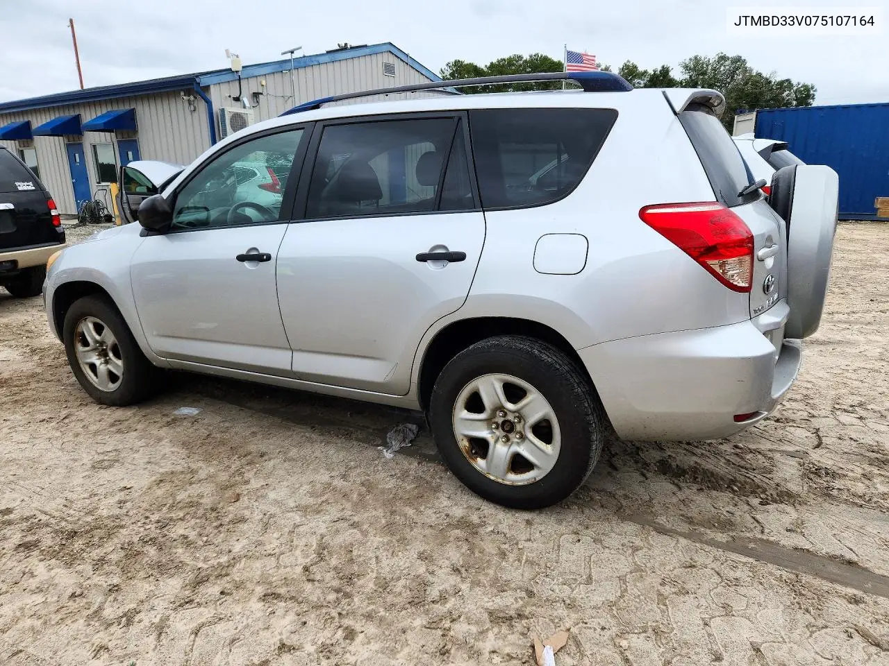 2007 TOYOTA RAV 4 VIN JTMBD33V075107164 — фото 2