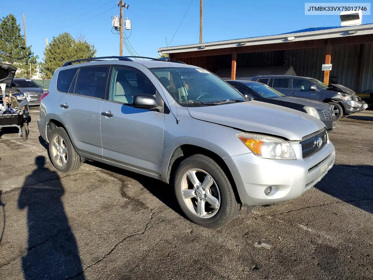 2007 TOYOTA RAV 4 VIN JTMBK33VX75012746 — фото 4