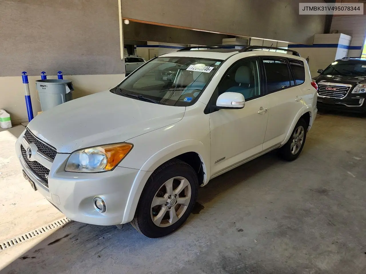 TOYOTA RAV 4 2009, VIN JTMBK31V495078344