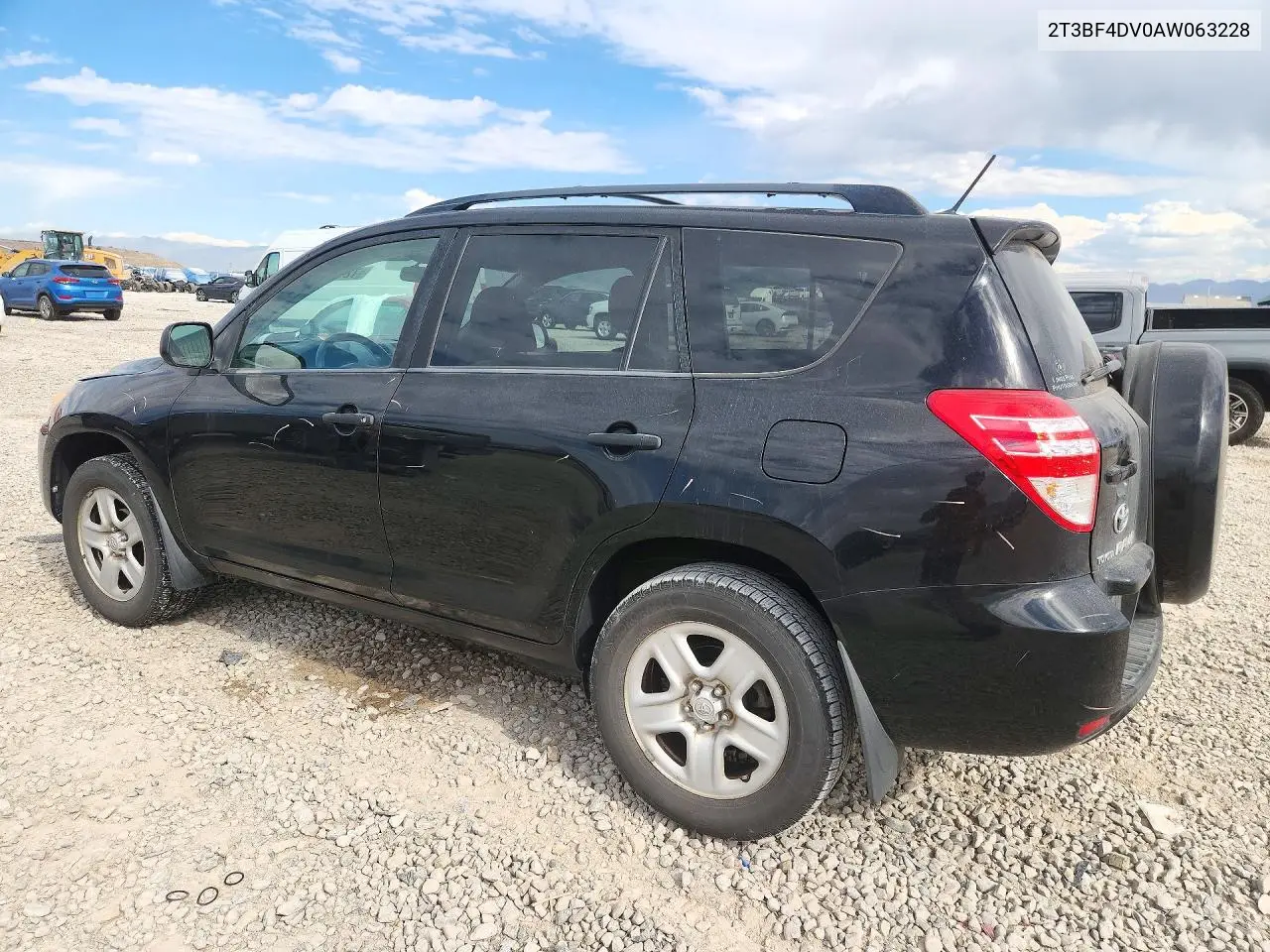 2010 TOYOTA RAV 4 VIN 2T3BF4DV0AW063228 — фото 2