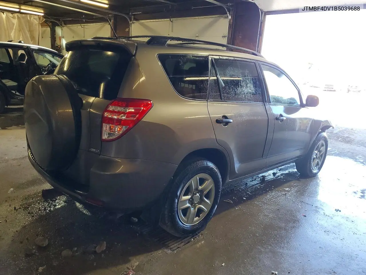 2011 TOYOTA RAV 4 VIN JTMBF4DV1B5039688 — фото 3