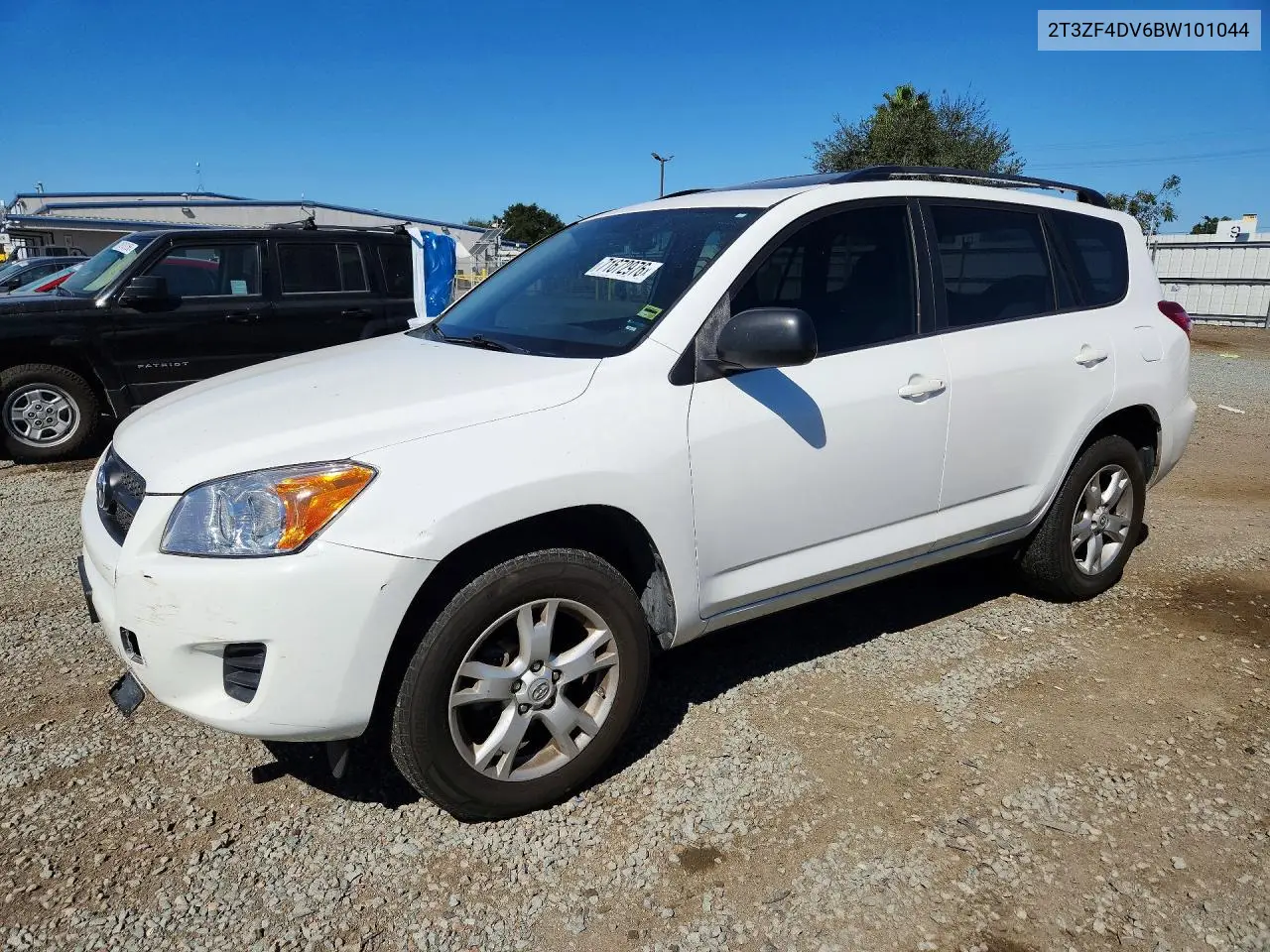 TOYOTA RAV 4 2011, VIN 2T3ZF4DV6BW101044