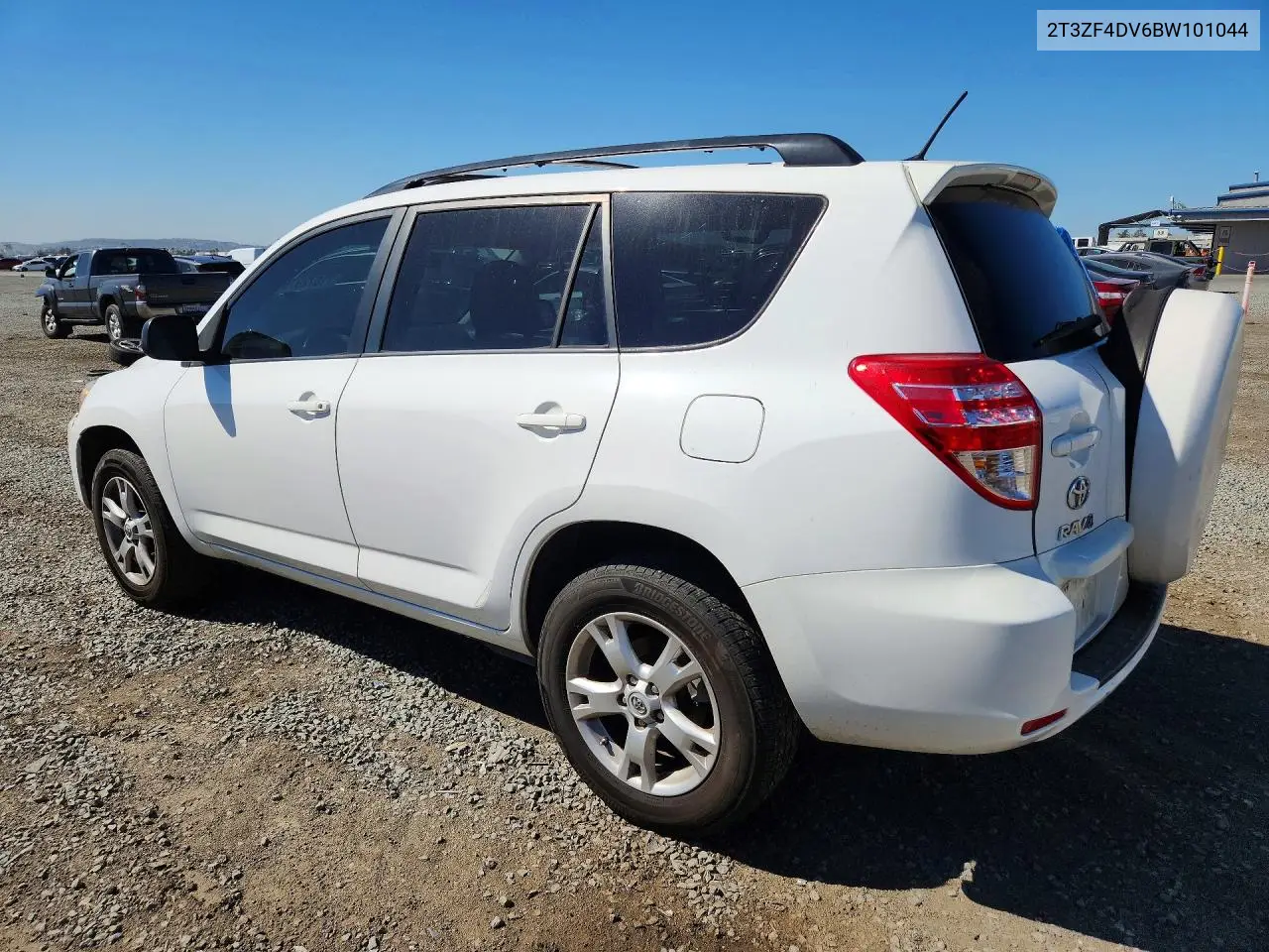 2011 TOYOTA RAV 4 VIN 2T3ZF4DV6BW101044 — фото 2