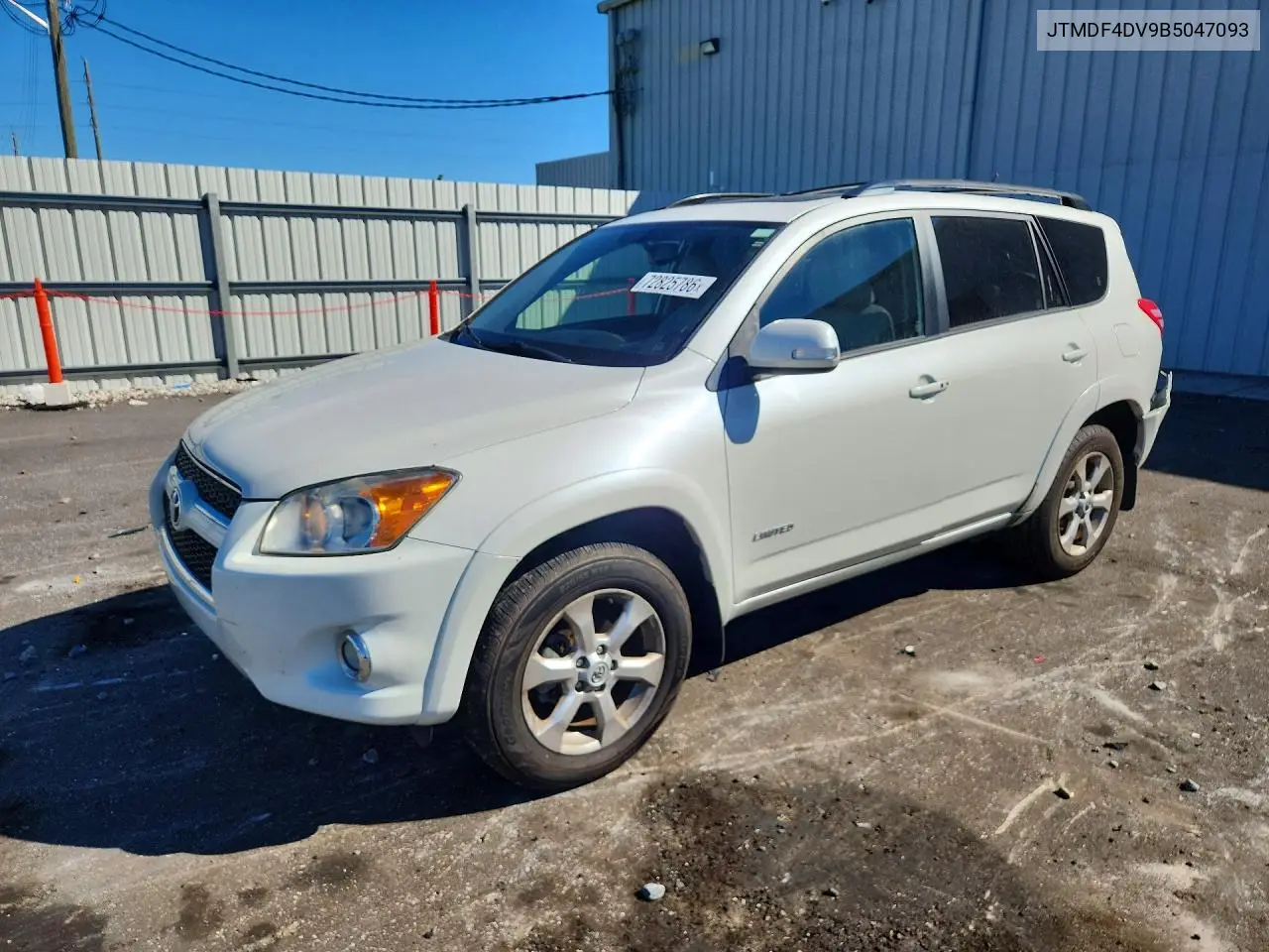 TOYOTA RAV 4 2011, VIN JTMDF4DV9B5047093