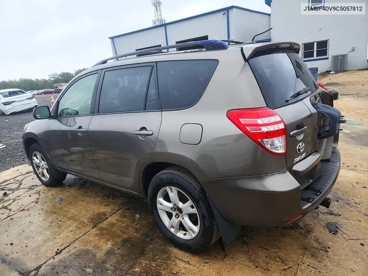 2012 TOYOTA RAV 4 VIN JTMBF4DV9C5057812 — фото 2