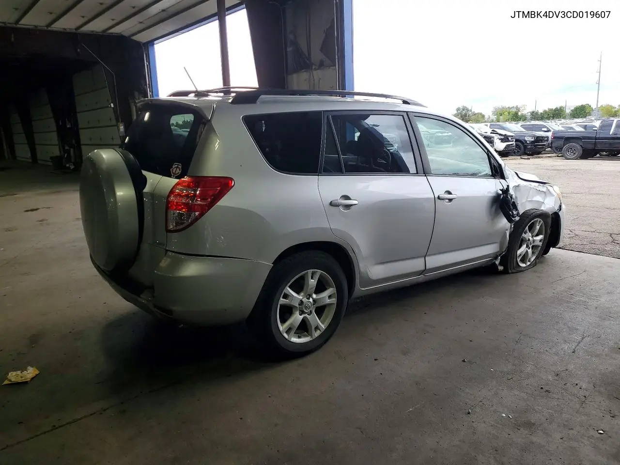 2012 TOYOTA RAV 4 VIN JTMBK4DV3CD019607 — фото 3