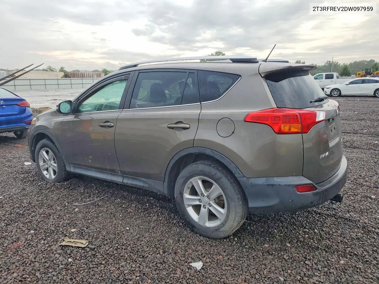 2013 TOYOTA RAV 4 VIN 2T3RFREV2DW097959 — фото 2