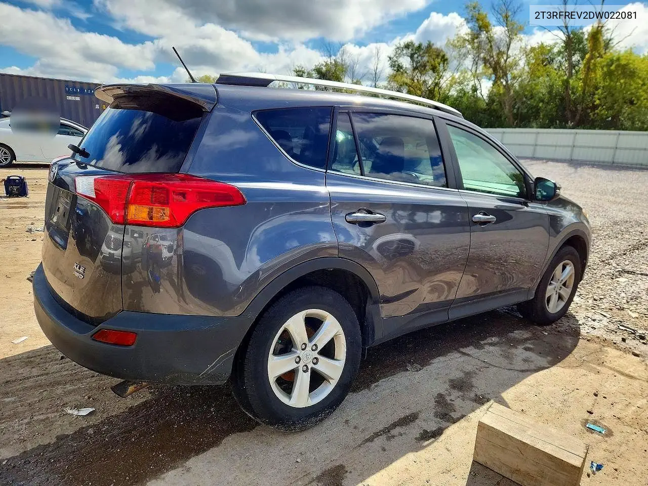 2013 TOYOTA RAV 4 VIN 2T3RFREV2DW022081 — фото 3