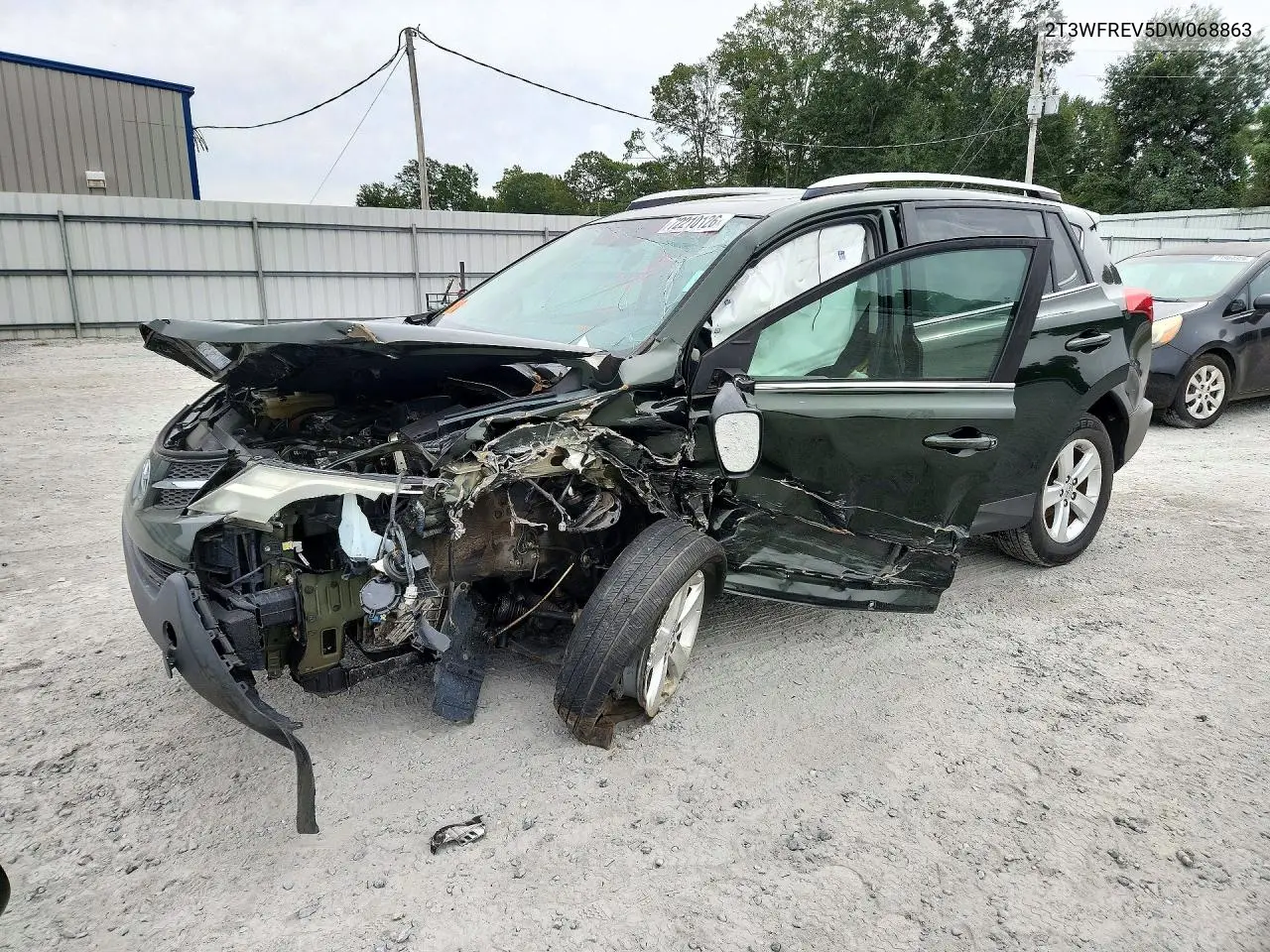 TOYOTA RAV 4 2013, VIN 2T3WFREV5DW068863