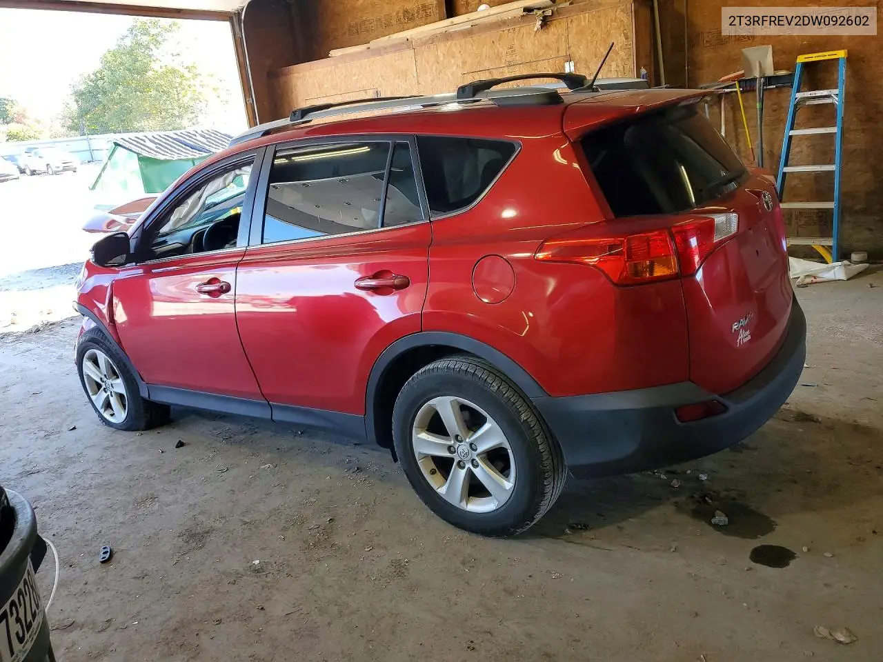 2013 TOYOTA RAV 4 VIN 2T3RFREV2DW092602 — фото 2