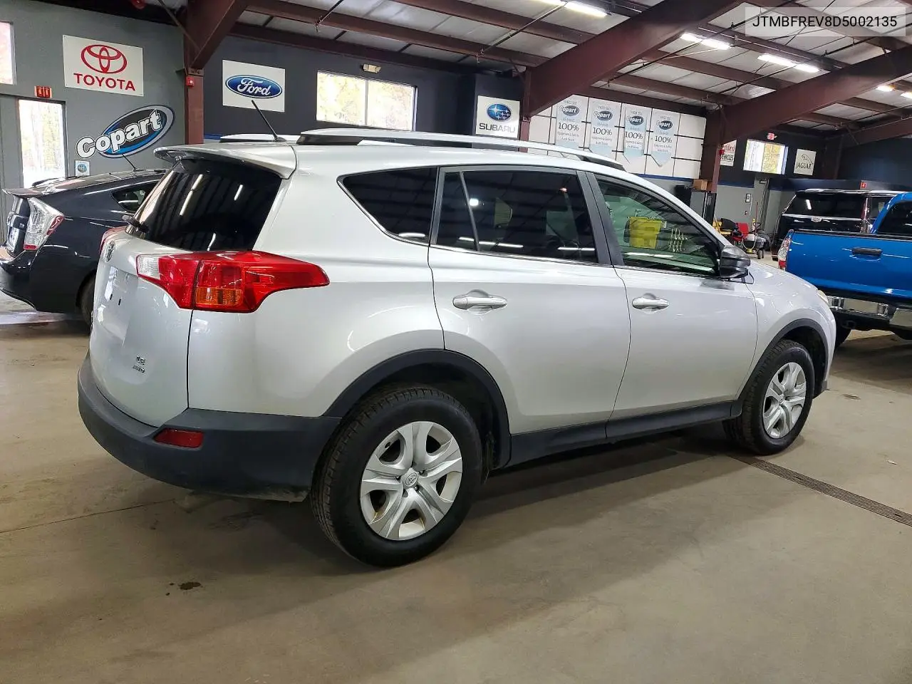 2013 TOYOTA RAV 4 VIN JTMBFREV8D5002135 — фото 3