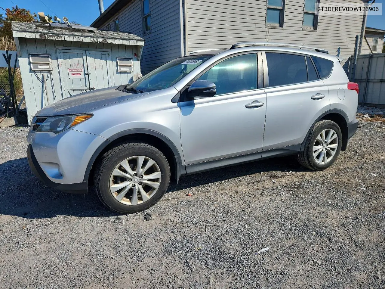 TOYOTA RAV 4 2013, VIN 2T3DFREV0DW123906