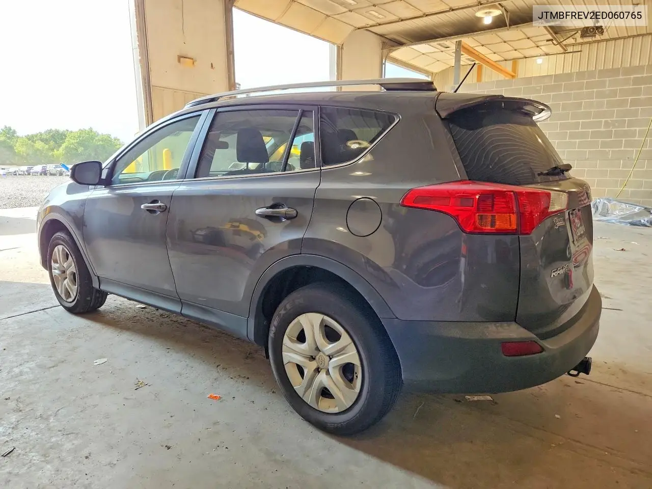 2014 TOYOTA RAV 4 VIN JTMBFREV2ED060765 — фото 2