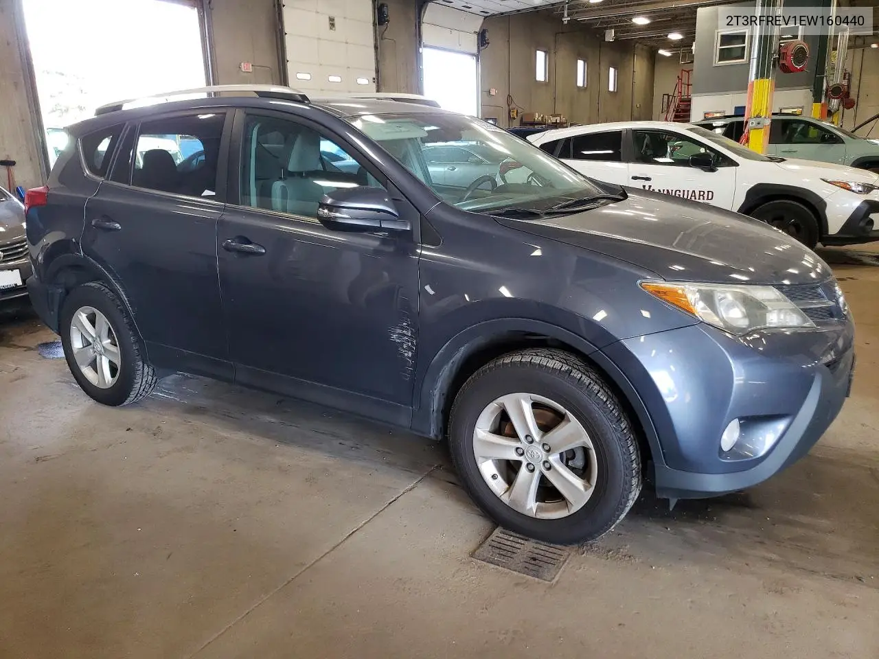 2014 TOYOTA RAV 4 VIN 2T3RFREV1EW160440 — фото 4