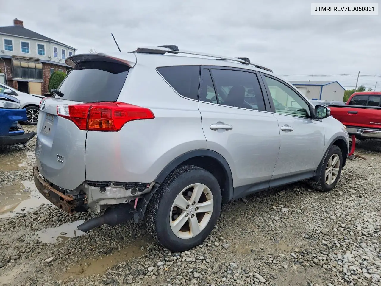 2014 TOYOTA RAV 4 VIN JTMRFREV7ED050831 — фото 3