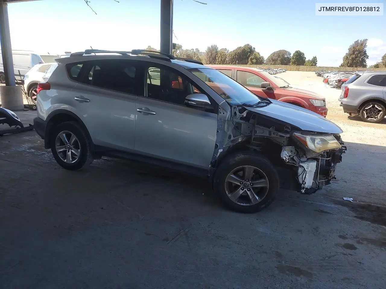 2015 TOYOTA RAV 4 VIN JTMRFREV8FD128812 — фото 4