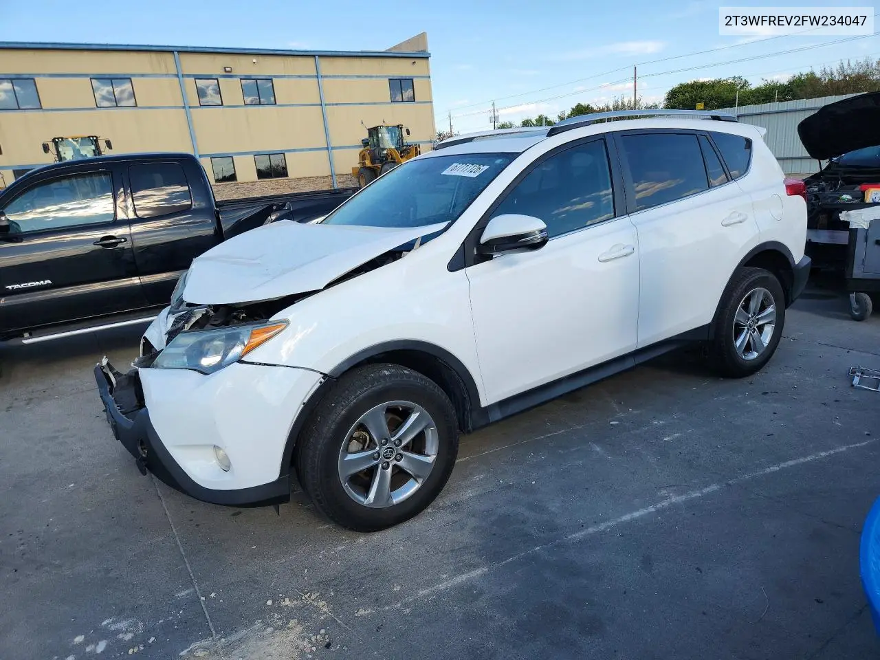 TOYOTA RAV 4 2015, VIN 2T3WFREV2FW234047