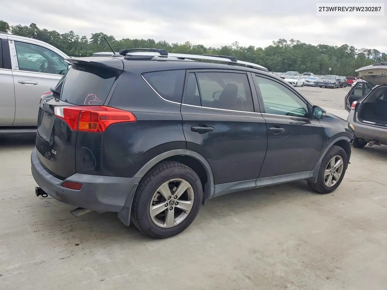 2015 TOYOTA RAV 4 VIN 2T3WFREV2FW230287 — фото 3