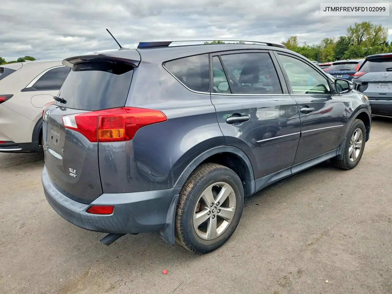 2015 TOYOTA RAV 4 VIN JTMRFREV5FD102099 — фото 3