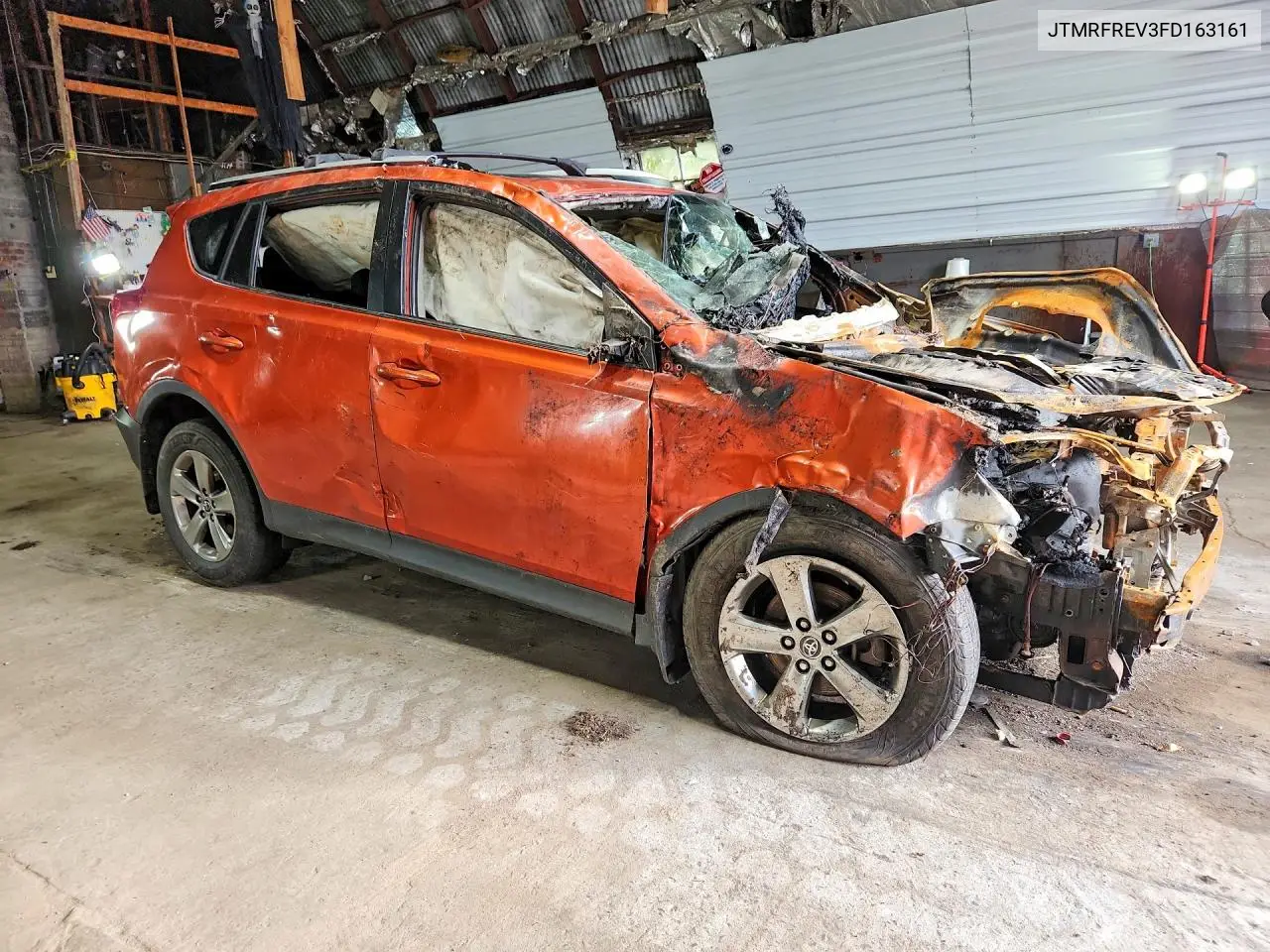 2015 TOYOTA RAV 4 VIN JTMRFREV3FD163161 — фото 4