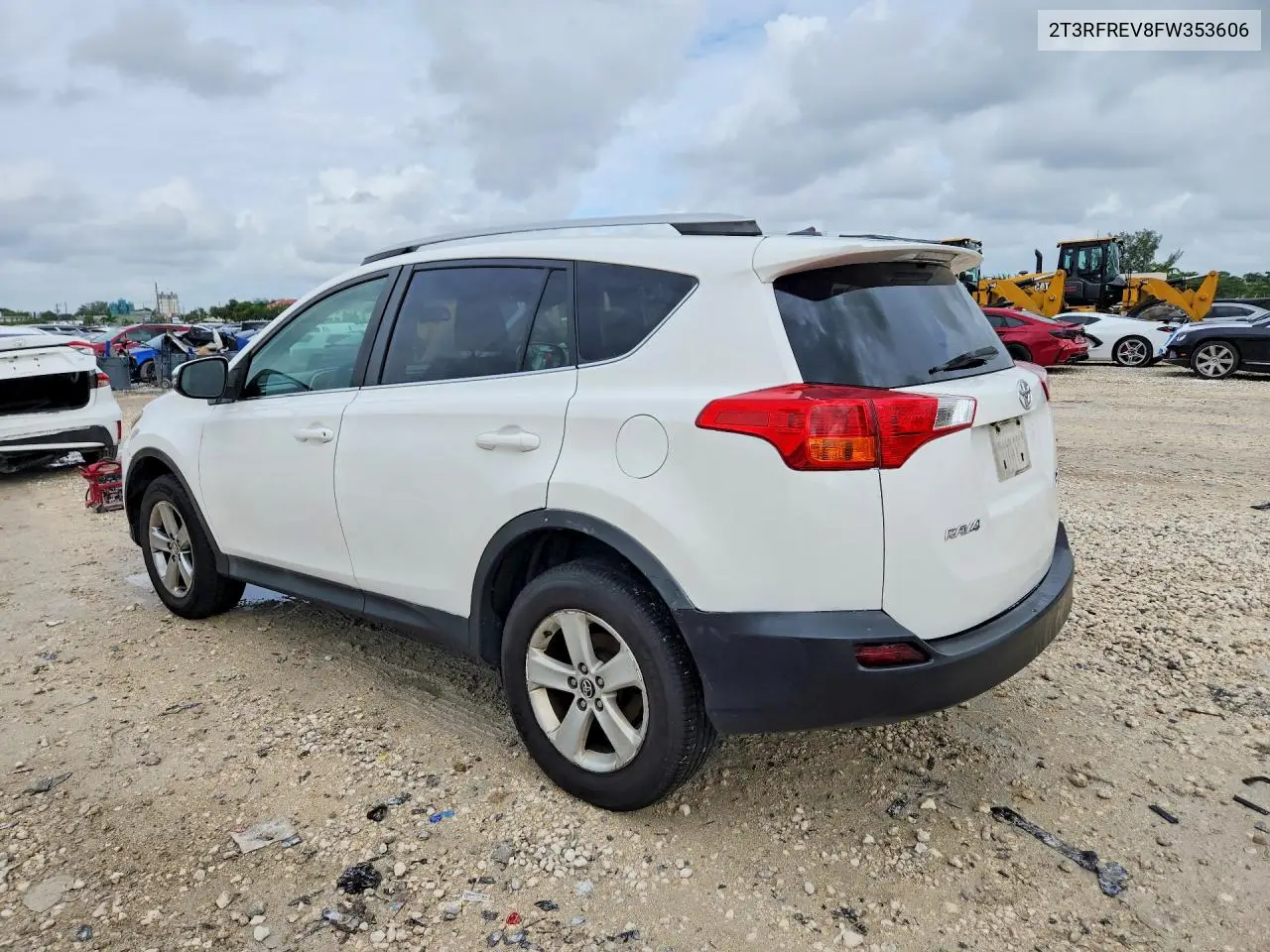 2015 TOYOTA RAV 4 VIN 2T3RFREV8FW353606 — фото 2