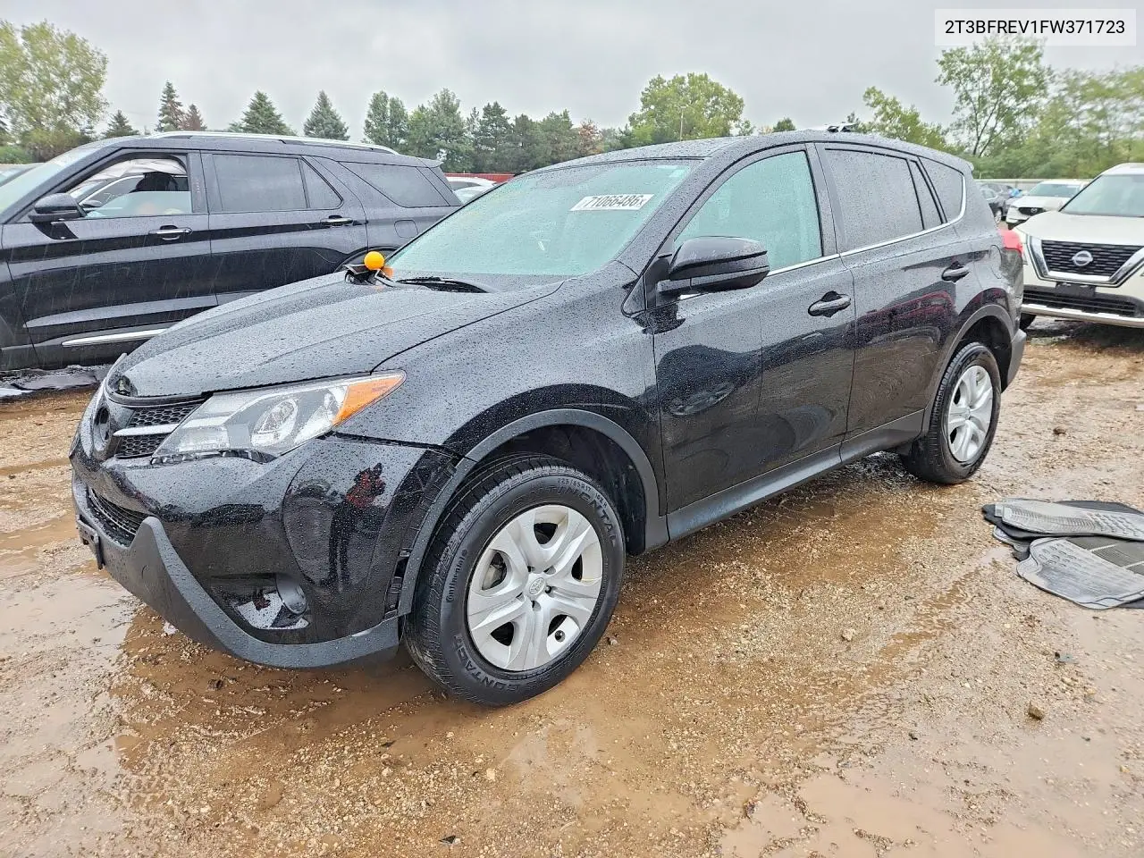 TOYOTA RAV 4 2015, VIN 2T3BFREV1FW371723