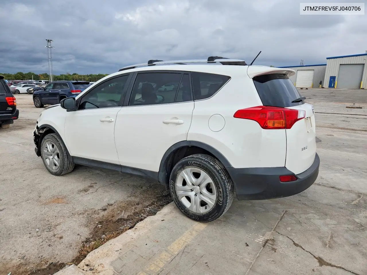 2015 TOYOTA RAV 4 VIN JTMZFREV5FJ040706 — фото 2