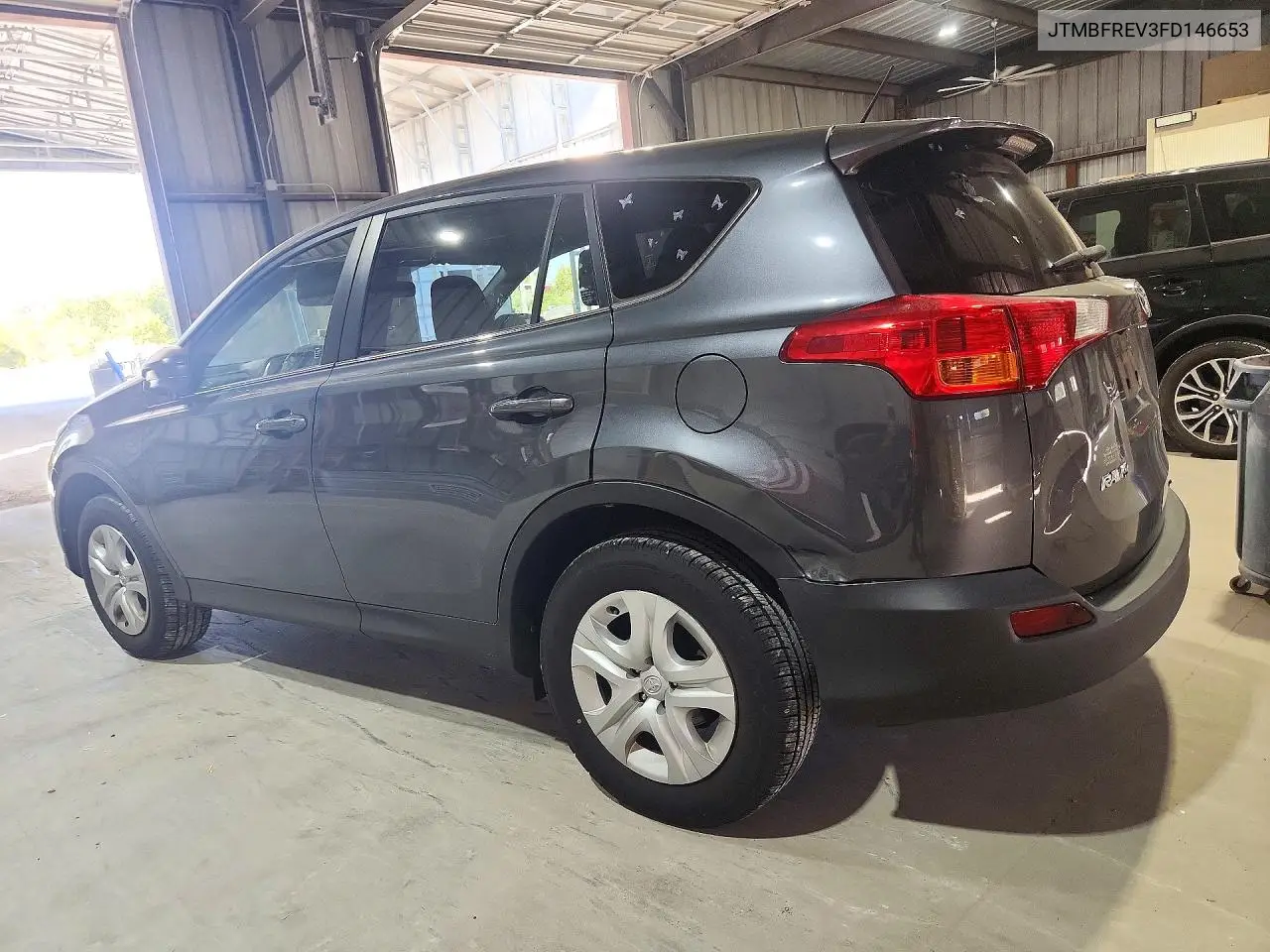 2015 TOYOTA RAV 4 VIN JTMBFREV3FD146653 — фото 2