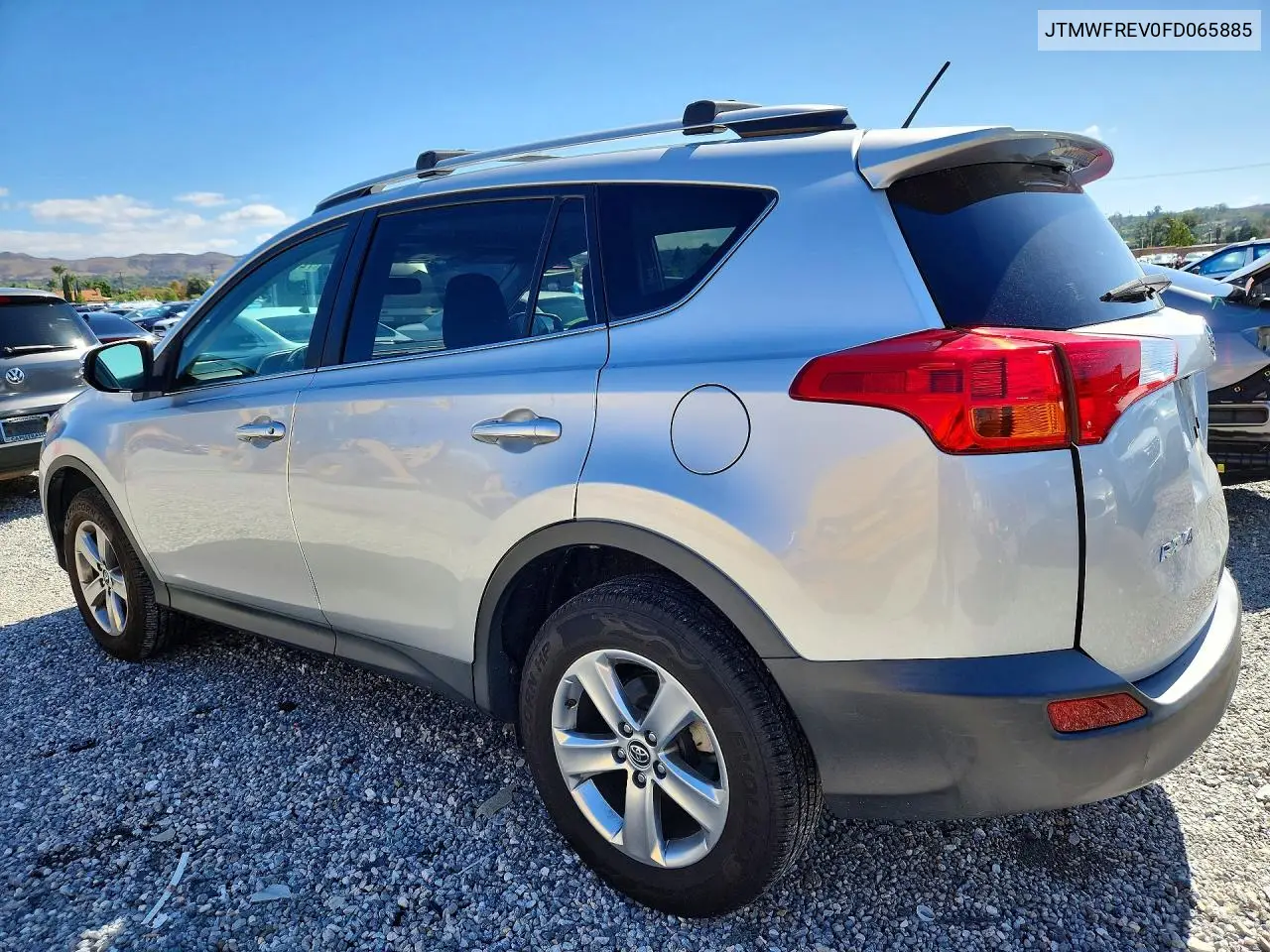 2015 TOYOTA RAV 4 VIN JTMWFREV0FD065885 — фото 2